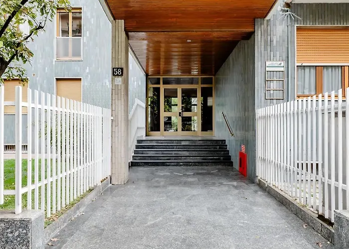 Giro 58, 2 Bedroom Apartament, Close To San Siro, Fiera And 10 Min Metro To Duomo